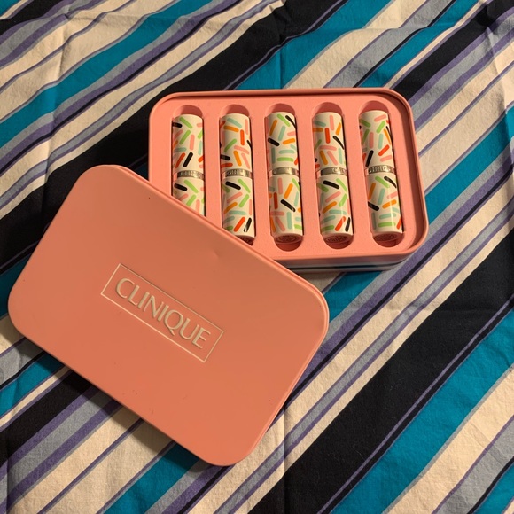 Clinique Candy Store Lipstick Set - Picture 3 of 6